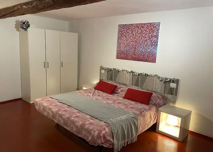 Spacious In Center *