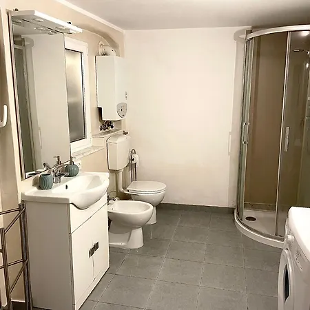 Spacious In Center Apartamento