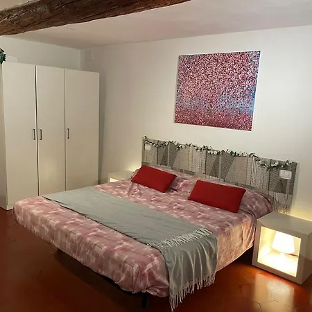 Spacious In Center *