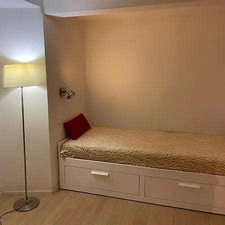 דירה Spacious In Center ג'נובה