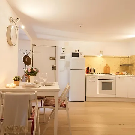 Spacious In Center